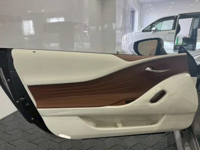 2025 Lexus LC Convertible 500 Pinnacle Edition
