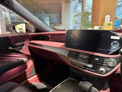 2025 Lexus LS500h Executive