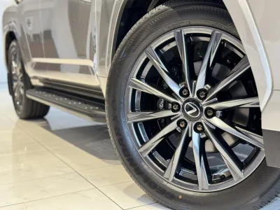2025 Lexus LX 500d F Sport 5 Seater