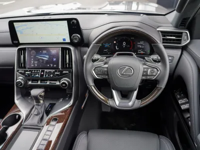 2025 Lexus LX 500d Limited 3.3DT 10AT 4WD 7 Seater Diesel