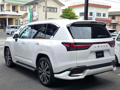 2025 Lexus LX 600 4WD Moderista 7 Seats