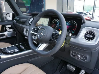 2025 Mercedes-Benz G450d AMG Line (ISG)