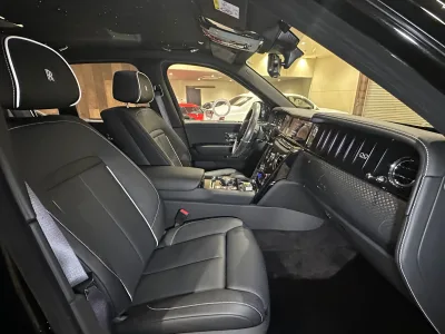 2025 Rolls-Royce Black Badge Cullinan II 6.75L 4WD(No.9600043)