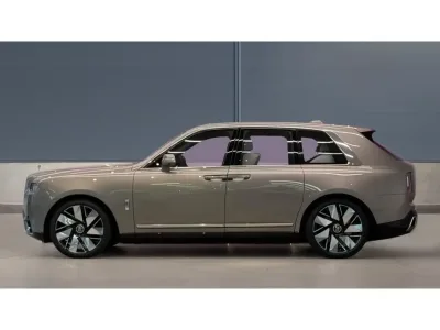 2025 Rolls-Royce Cullinan Right-Hand Drive SUV (No.109054)