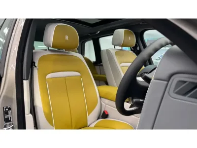 2025 Rolls-Royce Cullinan Right-Hand Drive SUV (No.109054)