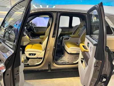 2025 Rolls-Royce Cullinan Series II: A New Era of Luxury (No.J01006)