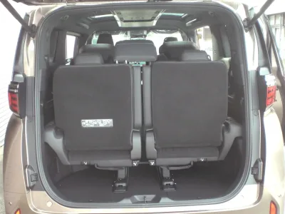 2025 TOYOTA ALPHARD 2.5 Z ULTIMATE EXECUTIVE MPV