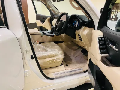 2025 TOYOTA LAND CRUISER 300 ZX 4WD
