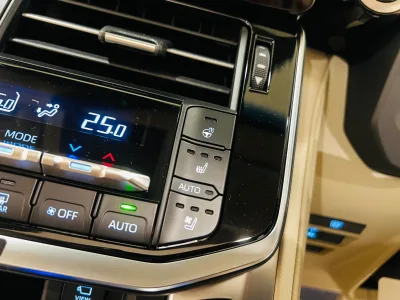 2025 TOYOTA LAND CRUISER 300 ZX 4WD