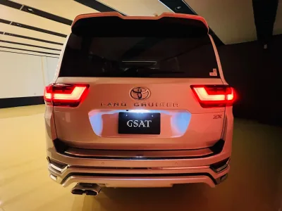 2025 TOYOTA LAND CRUISER 300 ZX 4WD