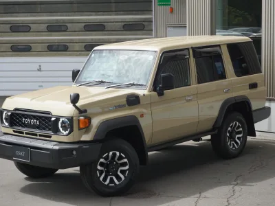 2025 TOYOTA LAND CRUISER 70 AX