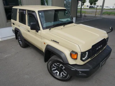 2025 TOYOTA LAND CRUISER 70 AX
