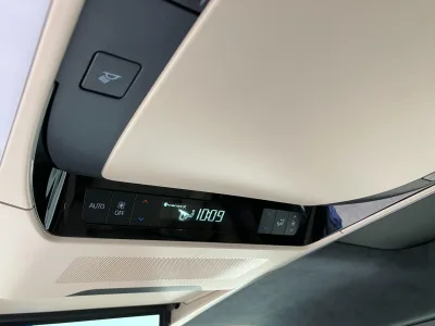 2025 Toyota Alphard Plug-in Hybrid Executive Lounge E-Four 4WD