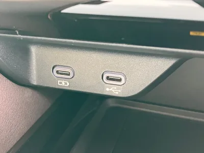 2025 Toyota Alphard Plug-in Hybrid Executive Lounge E-Four 4WD