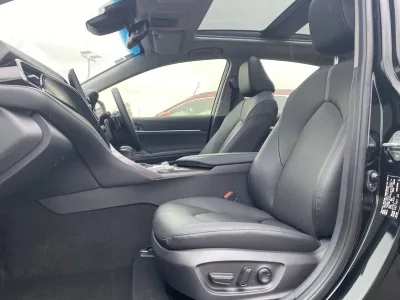 2025 Toyota Camry ZR 2.5P HEV – Hybrid Luxury Sedan