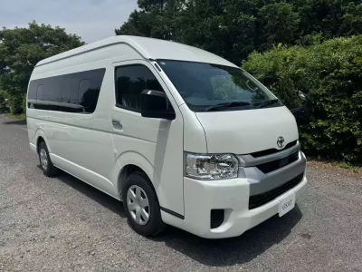 2025 Toyota Hiace Commuter – 2.8 GL Diesel Turbo