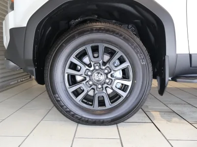 2025 Toyota Land Cruiser 250 VX 4WD – Modellista Package