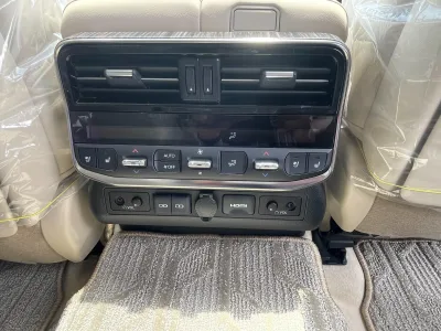 2025 Toyota Land Cruiser 300 ZX 4WD – Luxury Flagship
