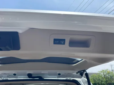 2025 Toyota Land Cruiser 300 ZX 4WD – Luxury Flagship