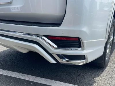 2025 Toyota Land Cruiser 300 ZX 4WD – Luxury Flagship