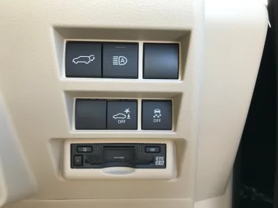 2025 Toyota Land Cruiser 300 ZX – BLACK