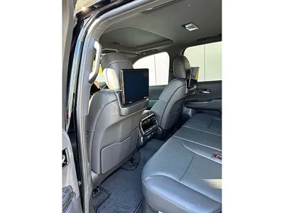 2025 Toyota Land Cruiser Sahara ZX