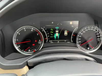 2025 Toyota Land Cruiser Sahara – The Ultimate 7-Seater Luxury SUV (No.J1047)