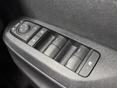 2025 Toyota Yaris cross G grade plugin hybrid