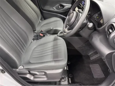 2025 Toyota Yaris cross G grade plugin hybrid