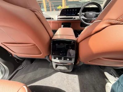 2026 Cadillac Vistiq (ELECTRIC VEHICLE) Platinum AWD