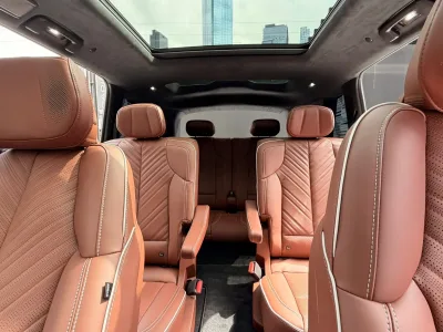 2026 Cadillac Vistiq (ELECTRIC VEHICLE) Platinum AWD