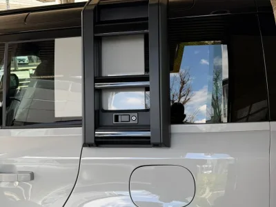 2026 LAND ROVER DEFENDER 110 PHEV HSE
