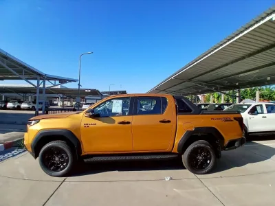 2026 TOYOTA HILUX TRAVO OVERLAND PLUS TOP MODEL PICKUP