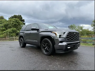 2026 Toyota Tundra / Sequoia Platinum (Hybrid, 4WD, 7 seats)