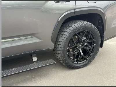 2026 Toyota Tundra / Sequoia Platinum (Hybrid, 4WD, 7 seats)