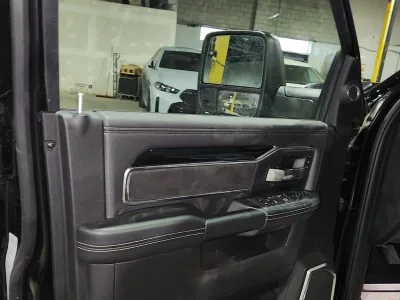 2025 RAM 3500 Laramie LHD A/T (No.960864)