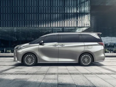 2025 All-New Lexus LM Unique "Luxury Mover" LM350/500 (No.J0810)