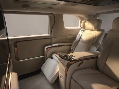 2025 All-New Lexus LM Unique "Luxury Mover" LM350/500 (No.J0810)