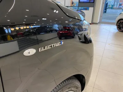2025 Toyota Proace Verso 9-Seater Electric MPV