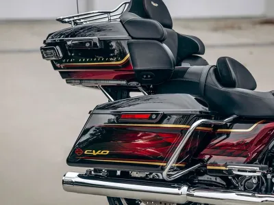 CVO Road Glide Limited Anniversary Edition  2023