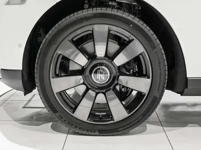 2025 Rolls-Royce Cullinan The Pinnacle of Luxury and Performance (No.551004)