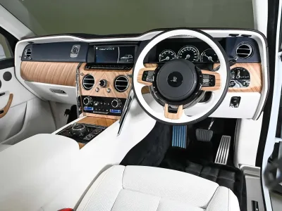 2025 Rolls-Royce Cullinan The Pinnacle of Luxury and Performance (No.551004)
