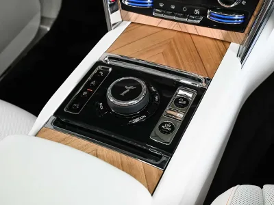 2025 Rolls-Royce Cullinan The Pinnacle of Luxury and Performance (No.551004)