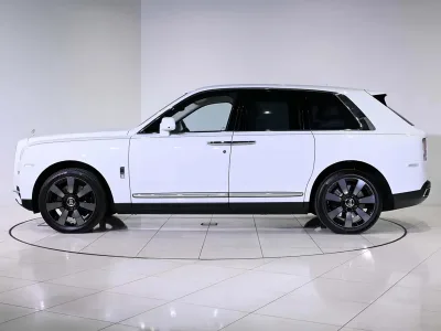 2025 Rolls-Royce Cullinan The Pinnacle of Luxury and Performance (No.551004)