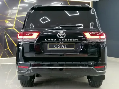 DEC/2022 LANDCRUISER LC300 70TH ANNIVERSARY LEFT HAND DRIVE (No.101816)
