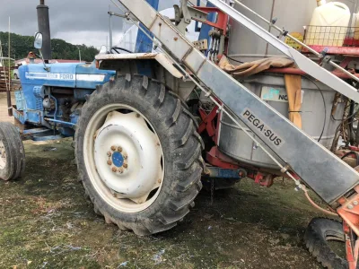 FORD 6600 TRACTOR (No.J0832)