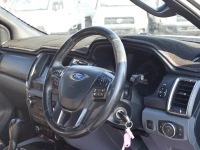 Ford Ranger pickup Key Start 2017 (No-830703)