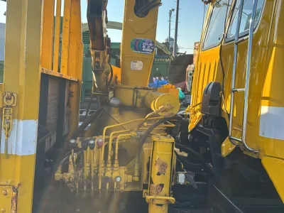 HINO RANGER DOUBLE CABIN WITH CRANE — FOR EXPORT