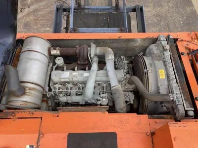 HITACHI HR320G Self-Propelled 20tons (Wood-Chippers Jaw Crusher (No.J0808)