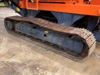 HITACHI HR320G Self-Propelled 20tons (Wood-Chippers Jaw Crusher (No.J0808)